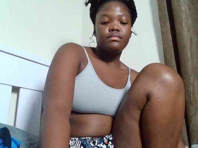Sexyicey webcam