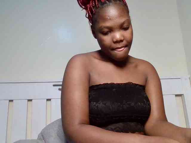 Sexyicey webcam