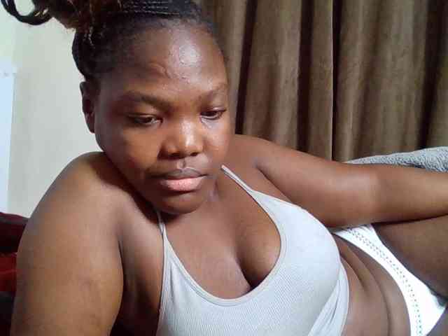 Sexyicey webcam