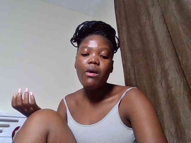 Sexyicey webcam