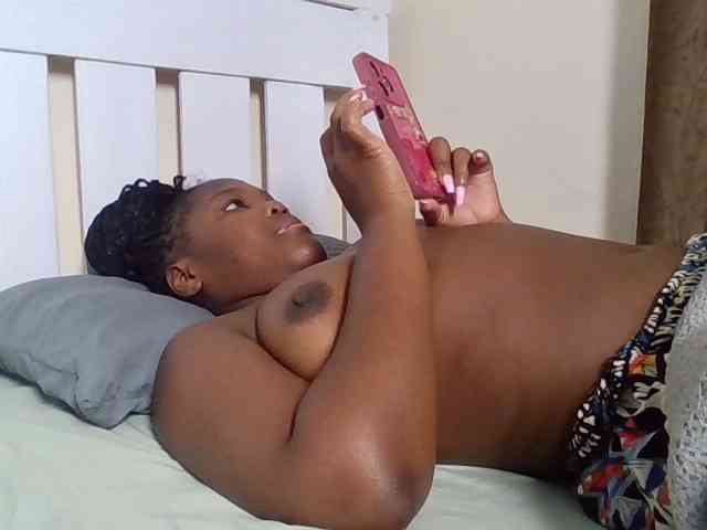 Sexyicey webcam