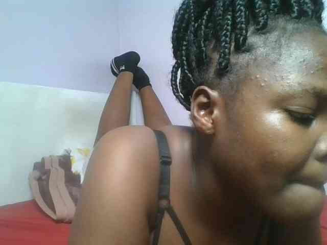 Sexyicey webcam