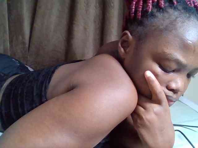 Sexyicey webcam