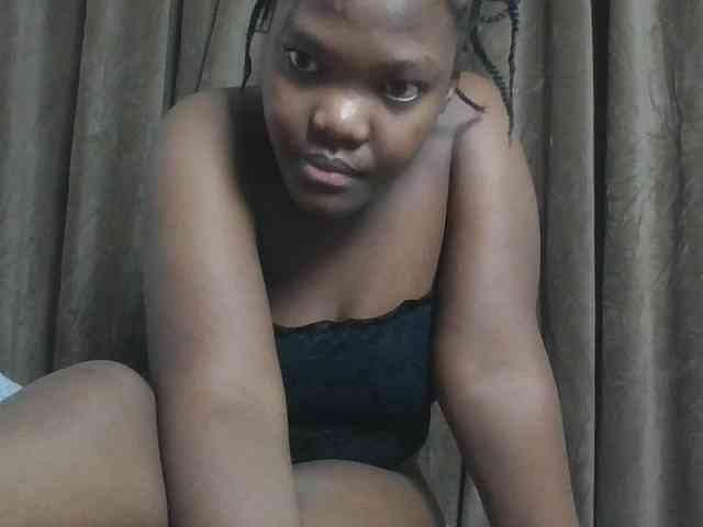 Sexyicey webcam