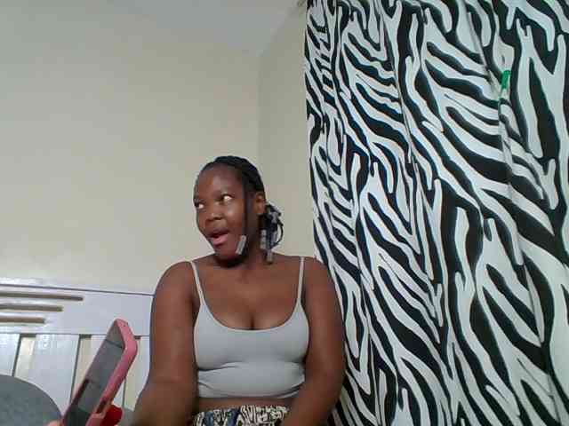 Sexyicey webcam