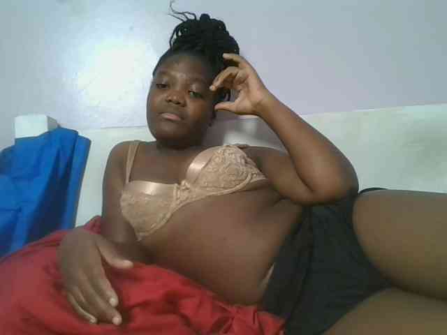 Sexyicey webcam