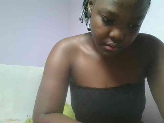 Sexyicey webcam