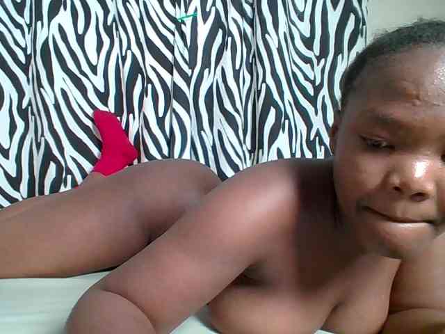 Sexyicey webcam