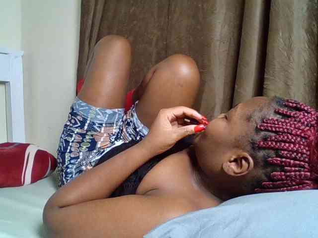 Sexyicey webcam