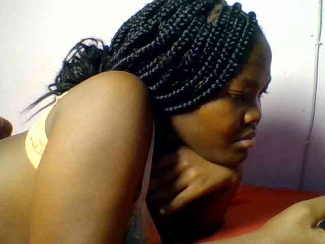 Sexyicey webcam