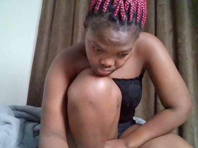 Sexyicey webcam