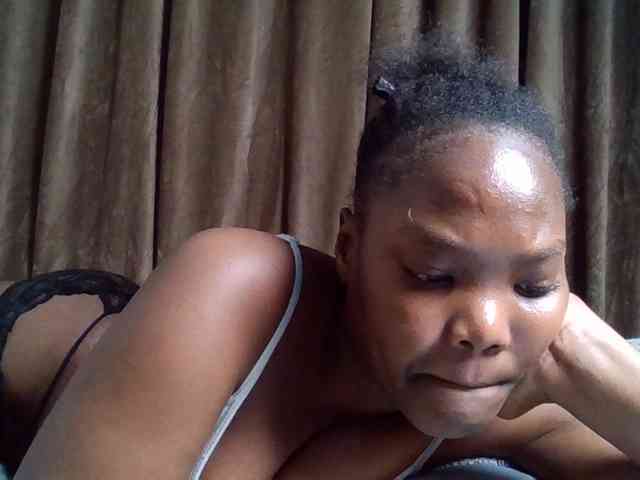 Sexyicey webcam