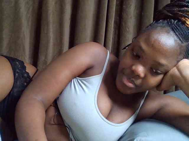 Sexyicey webcam