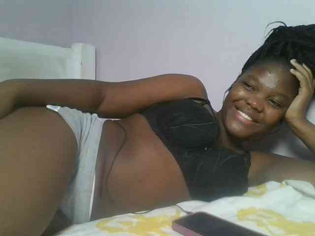 Sexyicey webcam