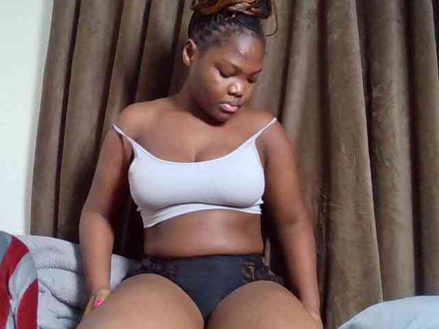 Sexyicey webcam