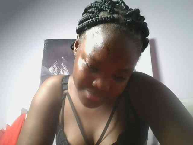 Sexyicey webcam