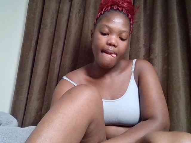 Sexyicey webcam