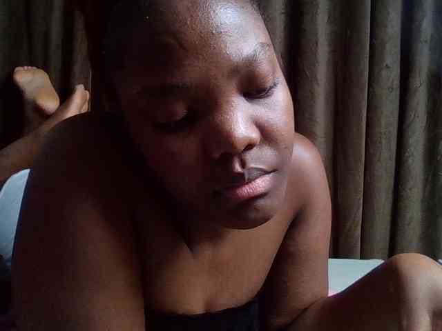 Sexyicey webcam