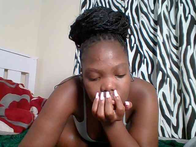 Sexyicey webcam