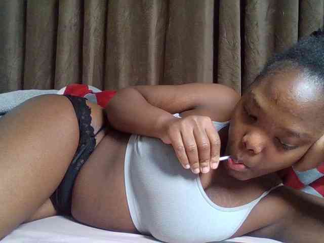 Sexyicey webcam