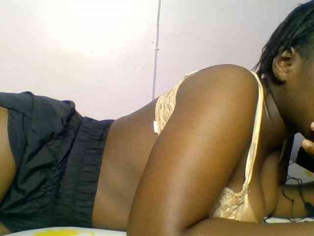 Sexyicey webcam