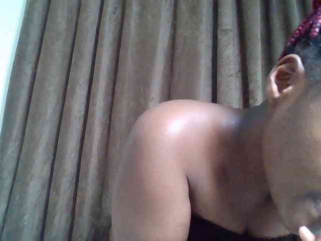 Sexyicey webcam