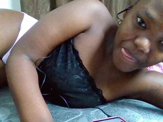 Sexyicey webcam
