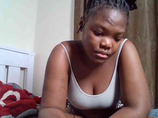 Sexyicey webcam