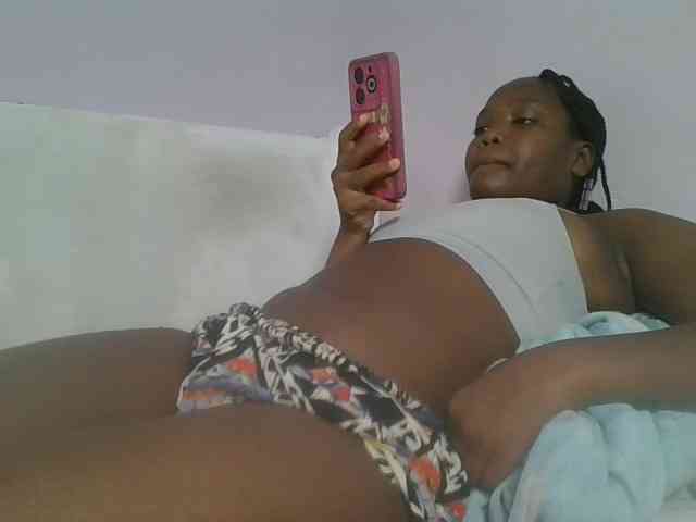 Sexyicey webcam