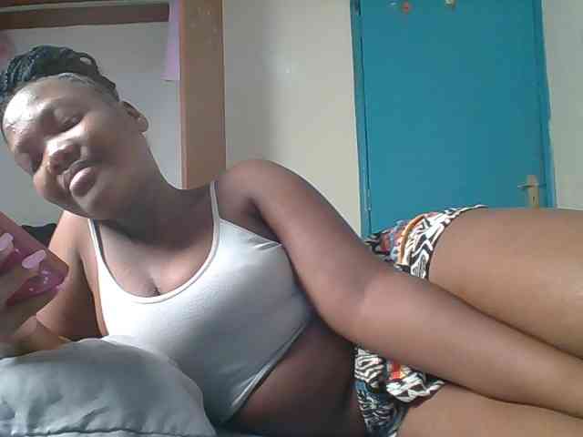 Sexyicey webcam