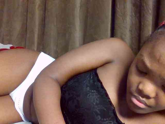 Sexyicey webcam