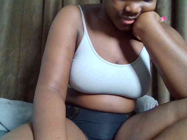 Sexyicey webcam