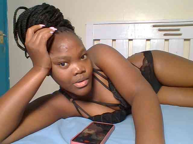 Sexyicey webcam