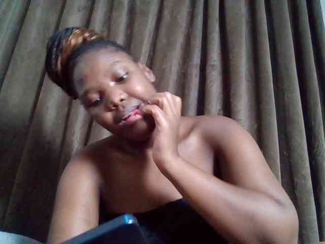 Sexyicey webcam