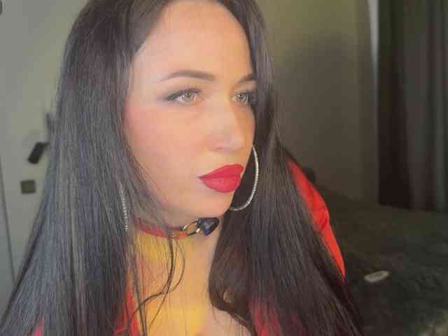 majesticmadam webcam