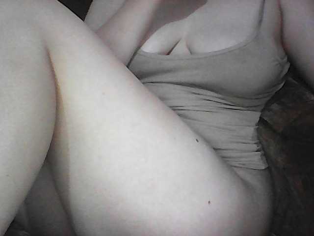 KissMeQuick live webcam show