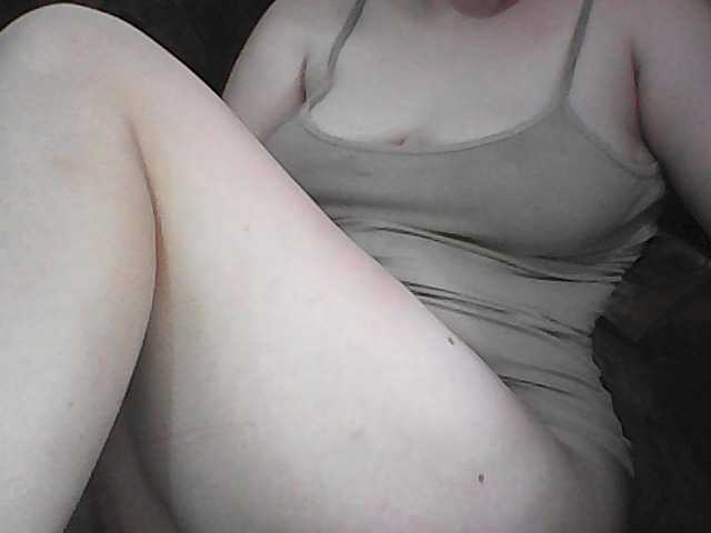 KissMeQuick live webcam show