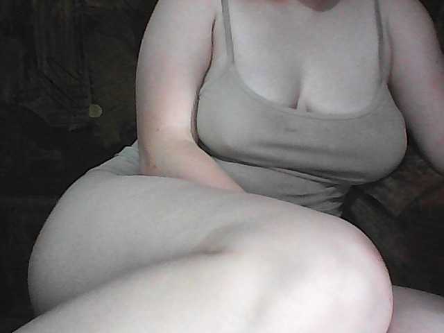 KissMeQuick live webcam show