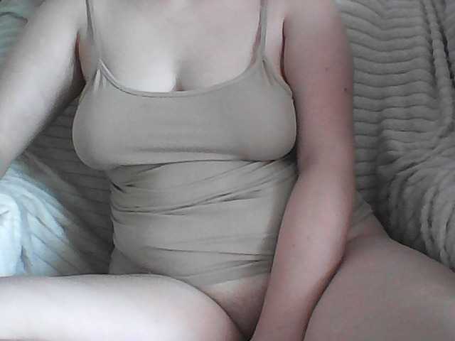 KissMeQuick live cam on BongaCams