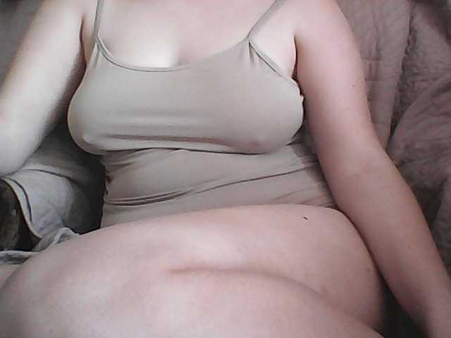 KissMeQuick's BongaCams show and profile