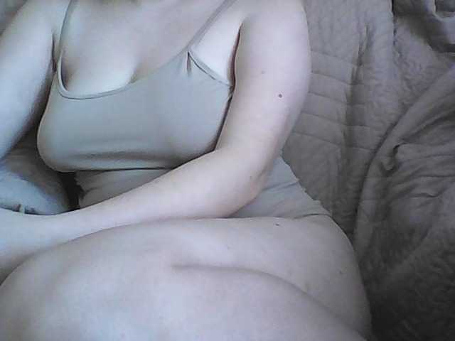 KissMeQuick's BongaCams show and profile