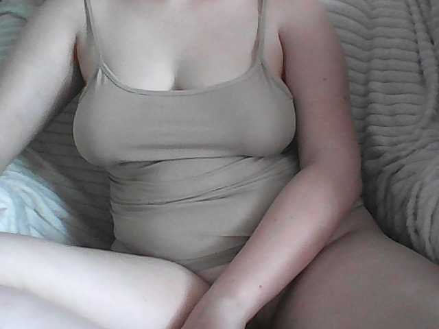 KissMeQuick live cam on BongaCams