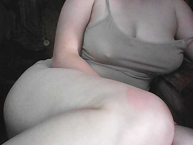 KissMeQuick live webcam show