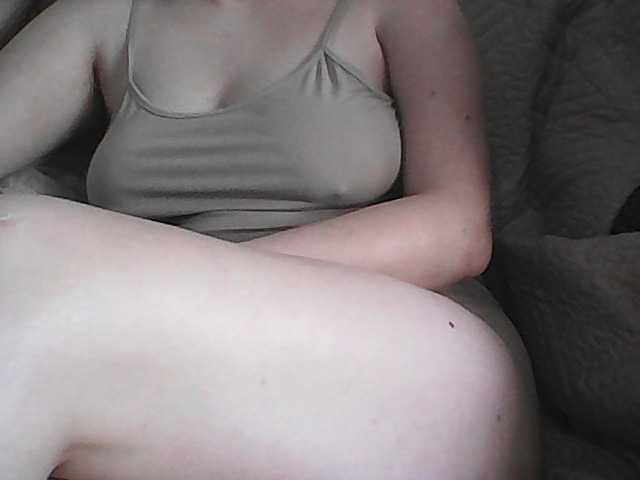 KissMeQuick's BongaCams show and profile