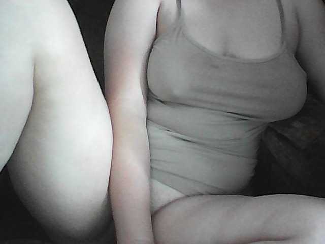 KissMeQuick live webcam show