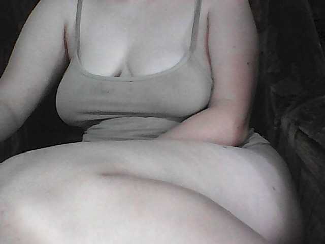 KissMeQuick live webcam show
