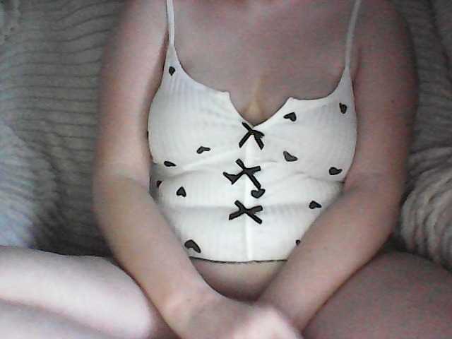 KissMeQuick live cam on BongaCams