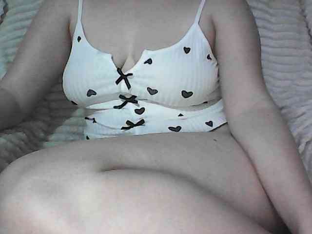 KissMeQuick webcam