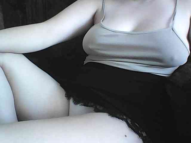 KissMeQuick webcam