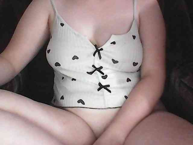 KissMeQuick webcam